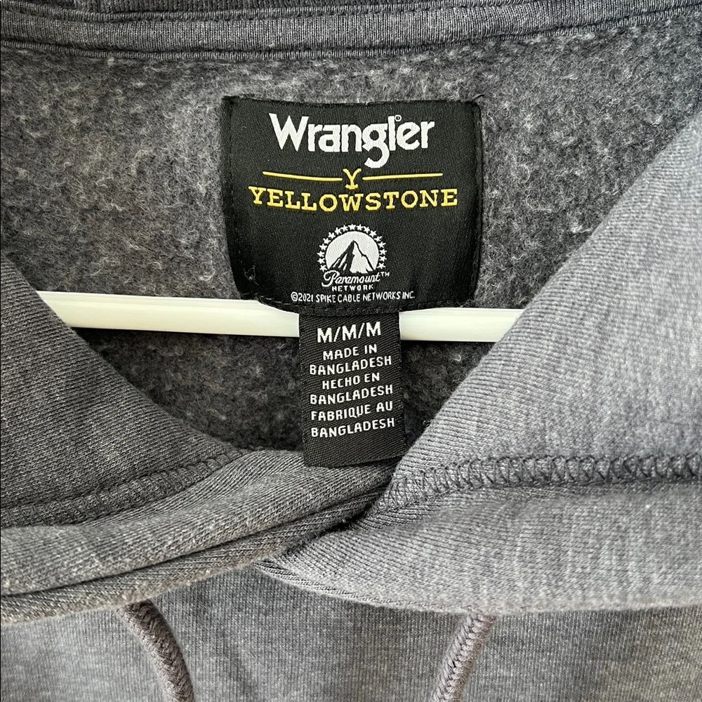 Wrangler Yellowstone Hoodie Sweatshirt - Picture 4 of 5